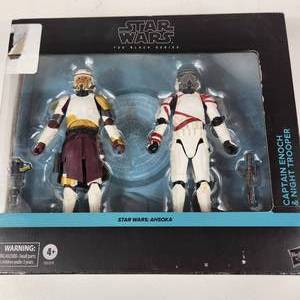New Star Wars Figurines Captain Enoch And Night Trooper