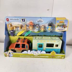 lot 52 image: New Sams Club Blueys Family Trip Caravan Adventures Transforming Playset Includes Mum Bluey Bingo Dad And Jean Luc