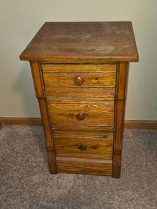 lot 25 image: Antique Wooden 3-Drawer Side Table with Distressed Finish