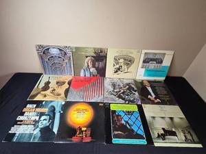 lot 32 image: Collection of Classical Music Vinyl Records