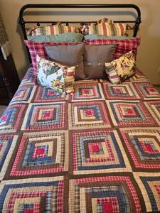 lot 84 image: Double Bed W Iron HeadFootboards & Quilted Patchwork Bedding Set with Pillow Collection