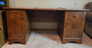 lot 176 image: Wooden Office Desk with Storage and Drawers