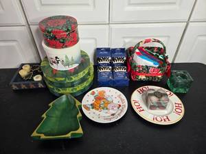 lot 336 image: Assorted Holiday Decorations and Accessories Set