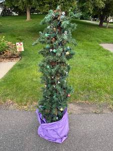 lot 347 image: 7-Foot Pre-Lit Artificial Christmas Tree with Decorations