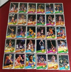 lot 3 image: (30) 1979-80 Topps Basketball Cards