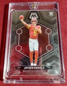 lot 28 image: 2024 Mosaic Jayden Daniels Rookie Card