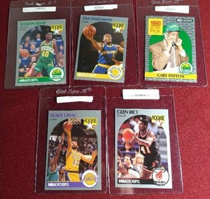 lot 138 image: (5) 1990 Hoops Rookie Cards - Stars & HOFers