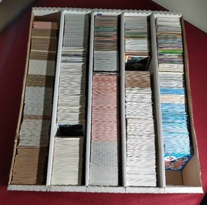 lot 200 image: Large Box of Baseball Cards