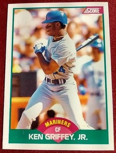 lot 235 image: 1989 Score Ken Griffey Jr. Rookie Card