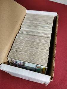 lot 243 image: Box of 1979 Topps Baseball Cards - Several StarsHOFers