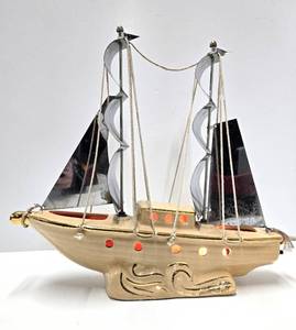 lot 110 image: Working Mid Century Ceramic Sailing Ship TV Lamp