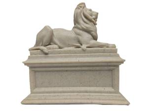 lot 67 image: Heavy Marble New York Library Lion Statue