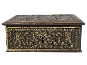 lot 82 image: Beautiful Ornate Antique Relief Brass Box 