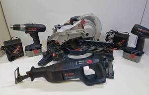 lot 60 image: Working BOSCH Cordless Power Tool Set