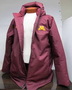 lot 42 image: Excellent Like-New NIKE Mens MN GOPHERS Winter Jacket - Size XL