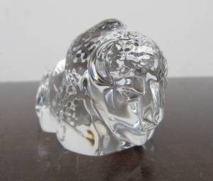 lot 161 image: Hand Signed STEUBEN Glass Buffalo