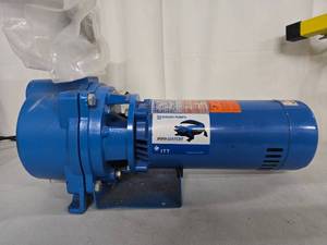 lot 140 image: Like-New or New GOULD Pumps Irri-Gator Model GT15 Self-Priming Pump