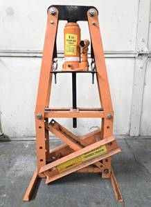 lot 300 image: Fully Functional 6-Ton Adjustable Shop Press