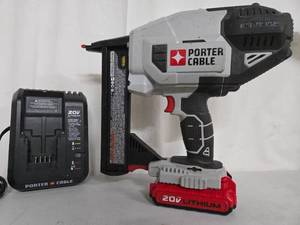 lot 317 image: Excellent Working PORTER CABLE 18 Gauge Nailer
