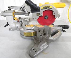 lot 319 image: Excellent Working DEWALT Sliding Compound Miter Saw 