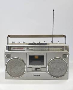 lot 231 image: Working Vintage Panasonic RX-5090 Portable Cassette Deck  Radio