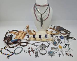 lot 254 image: Large Group of Assorted Southwestern etc Style Jewelry