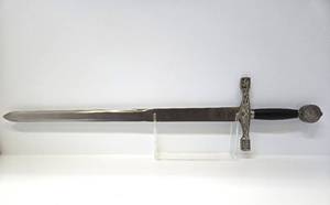 lot 332 image: New in Box Larger King Arthur Excalibur Sword - 40