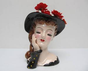 lot 185 image: Vintage 1950s era Lady Head Vase #3