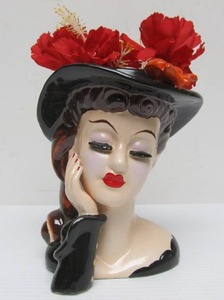 lot 198 image: Vintage 1950s era Lady Head Vase #16