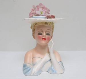 lot 204 image: Vintage 1950s era Lady Head Vase #18