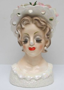 lot 207 image: Vintage 1950s era Lady Head Vase #21