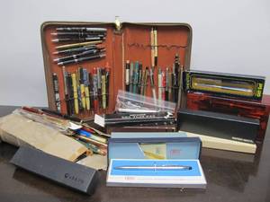 lot 214 image: Excellent HUGE Estate Lot Vintage Pens 