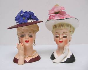 lot 216 image: 2 Vintage 1950s era Lady Head Vases #26