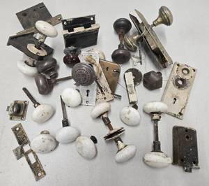 lot 328 image: Lot of Antique Door Hardware - Some sets wKey