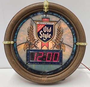 lot 395 image: Very Cool Working Vintage OLD STYLE Beer Stained Glass Round Advertising Clock Sign