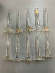 lot 7 image: 10 - 25ml Graduated Cylinders - 20 degrees c MERCO
