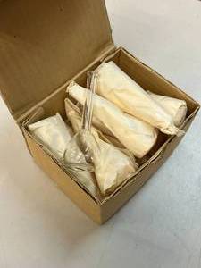 lot 13 image: 12 - 25ml Volumetric Flasks Made in Japan