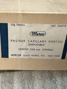 lot 34 image: Box of 2 12 Gross Pasteur Capillary Pipettes Disposable Length 230mm Overall