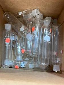 lot 39 image: Used Box of Frosted Tip Test Tubes 50 ml