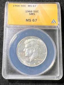 lot 08 image: 1966 US KENNEDY HALF DOLLAR ANACS MS67