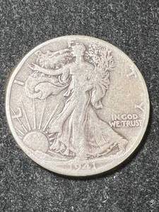lot 30 image: 1941 US WALKING LIBERTY HALF DOLLAR