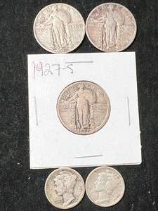 lot 44 image: GROUP OF 3 US STANDING LIBERTY QUARTERS WITH 2 MERCURY DIMES