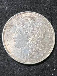 lot 62 image: 1921 US MORGAN SILVER DOLLAR