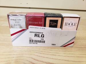 lot 27 image: Lancome Varity 4 piece Gift set
