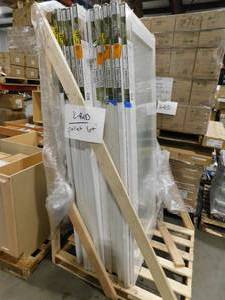 lot 521 image: (14) Privacy door slab lot