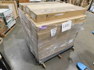 lot 534 image: 44  - 39 x 60 1 White Window Blind Lot