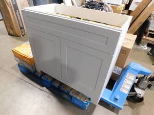 lot 588 image: 36 inch Gray Bathroom Vanity