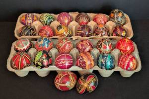 lot 55 image: Collection of Colorful Hand Painted Ukrainian Eggs