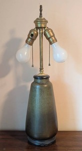lot 63 image: Vintage Green Ceramic Table Lamp