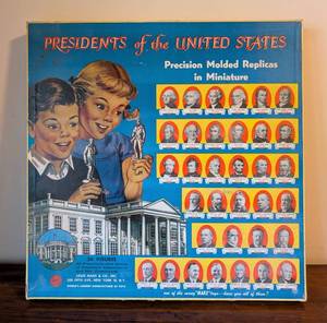 lot 66 image: Vintage Presidents of the United States Molded Figurine Set